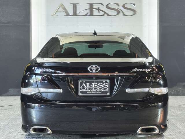 TOYOTA CROWN SEDAN 2010 Image 31