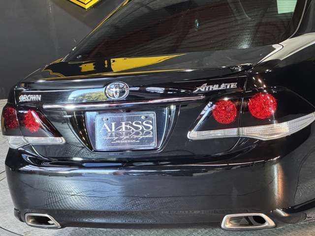 TOYOTA CROWN SEDAN 2010 Image 31