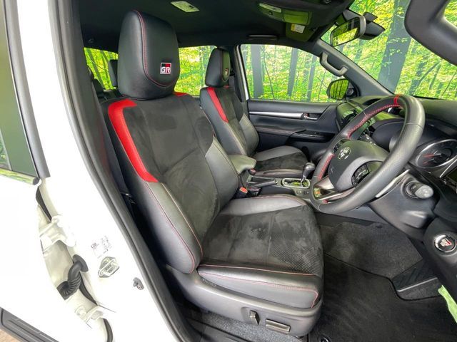 TOYOTA HILUX 4WD 2023 Image 31