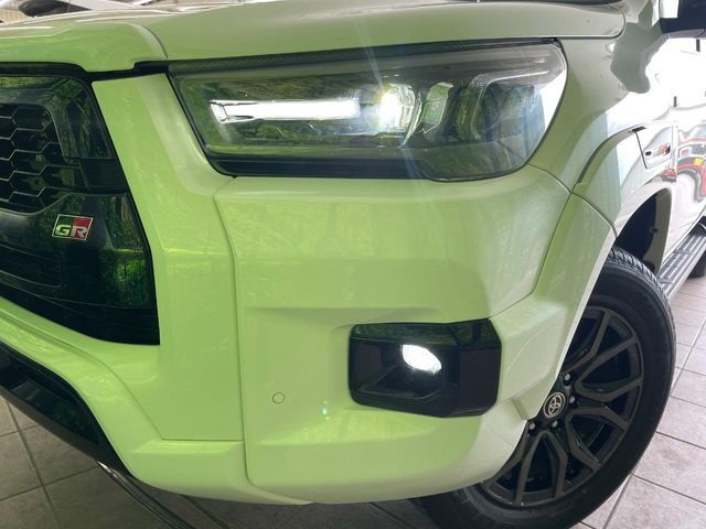 TOYOTA HILUX 4WD 2023 Image 31