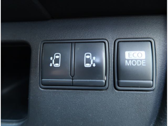 NISSAN SERENA  WG 2011 Image 31