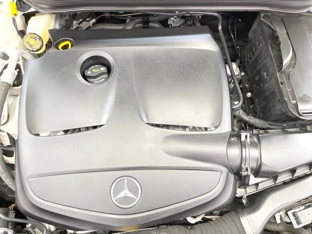 MERCEDES BENZ GLA CL 2016 Image 31