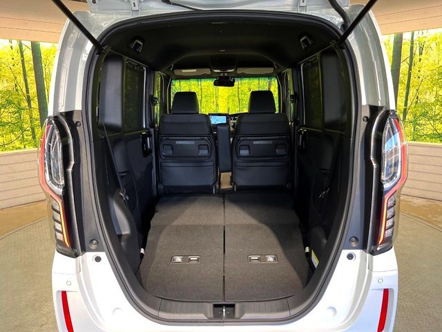 HONDA N BOX CUSTOM 2021 Image 31