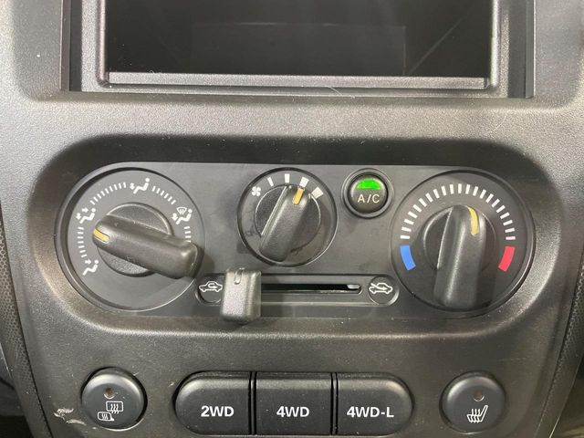 SUZUKI JIMNY 4WD 2011 Image 31