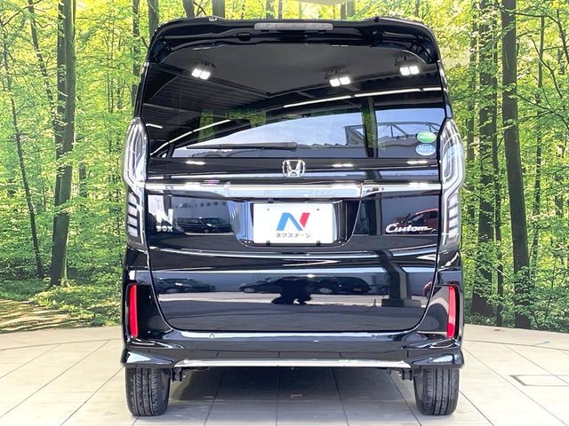 HONDA N BOX 2021 Image 31