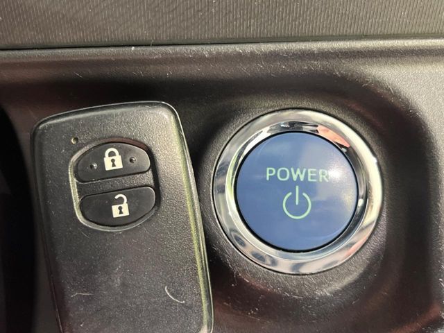 TOYOTA AQUA 2012 Image 31