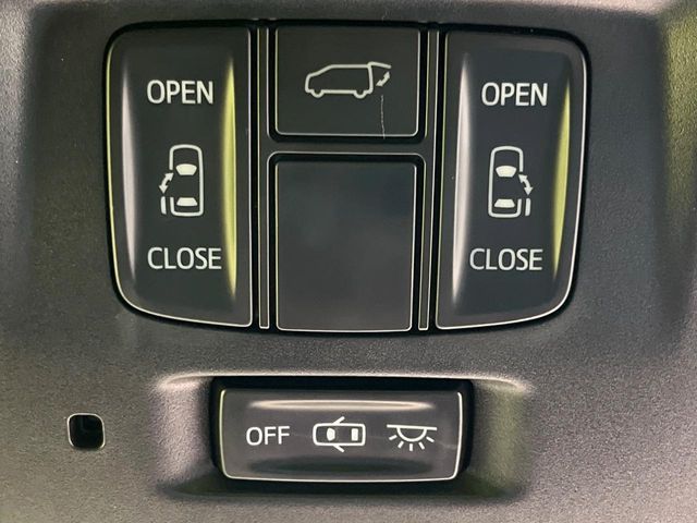 TOYOTA VELLFIRE 2017 Image 31