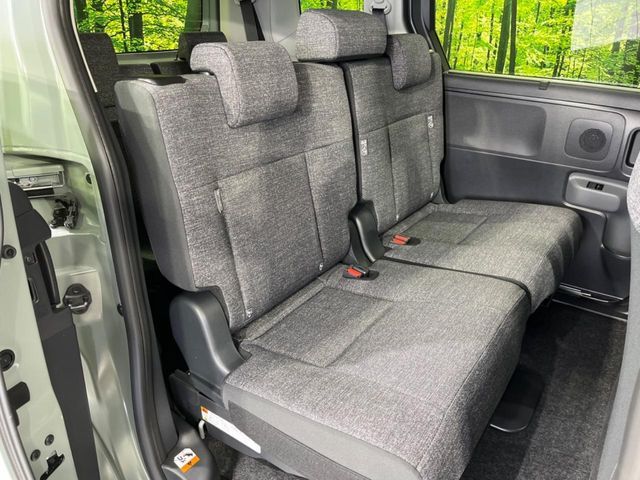 TOYOTA SIENTA HYBRID 2026 Image 31