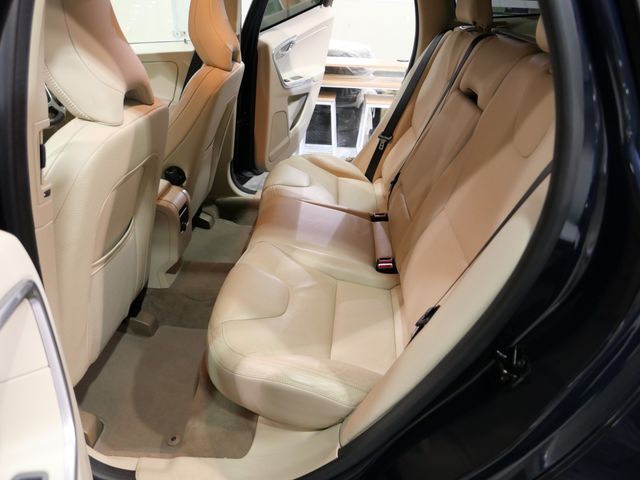 VOLVO XC60 2013 Image 31