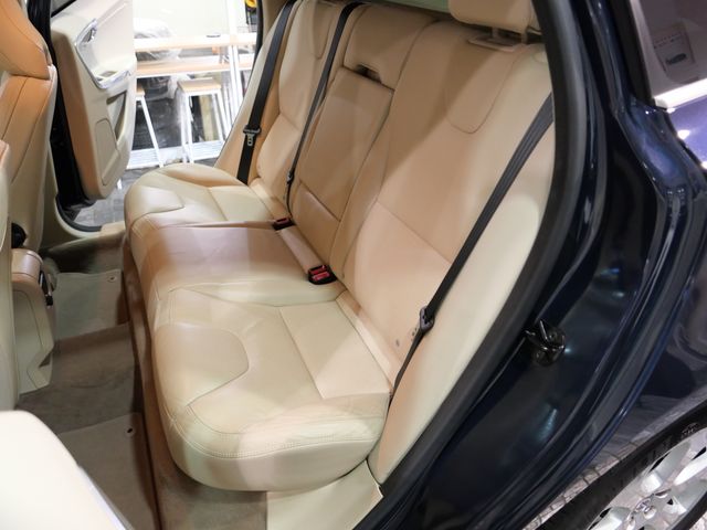 VOLVO XC60 2013 Image 31