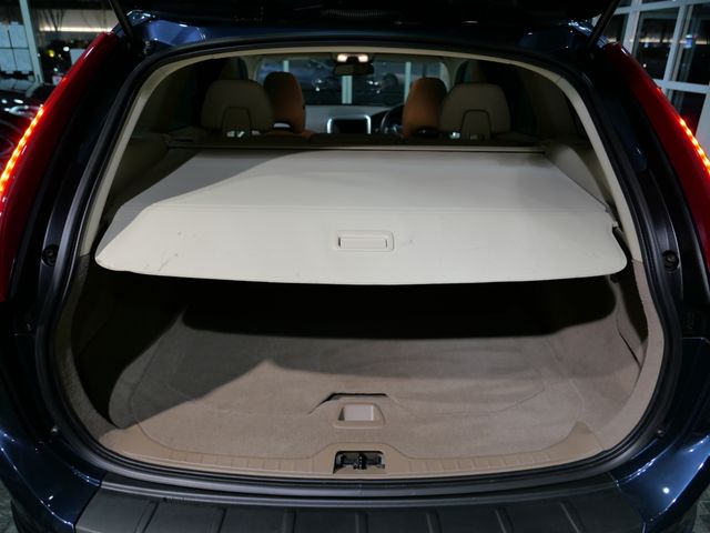 VOLVO XC60 2013 Image 31