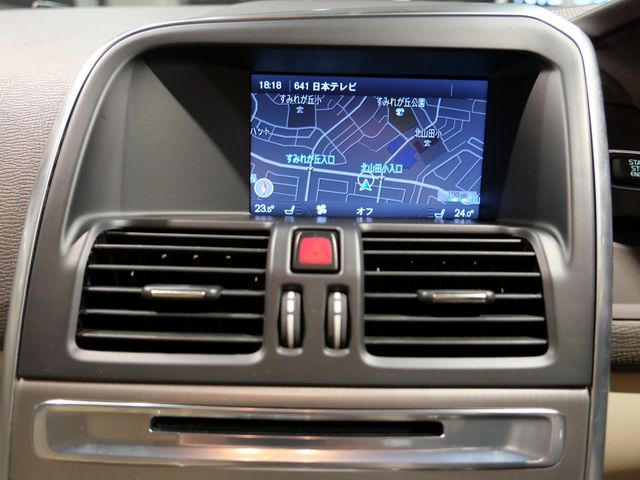 VOLVO XC60 2013 Image 31