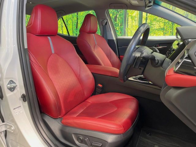 TOYOTA CAMRY HYBRID 2021 Image 31