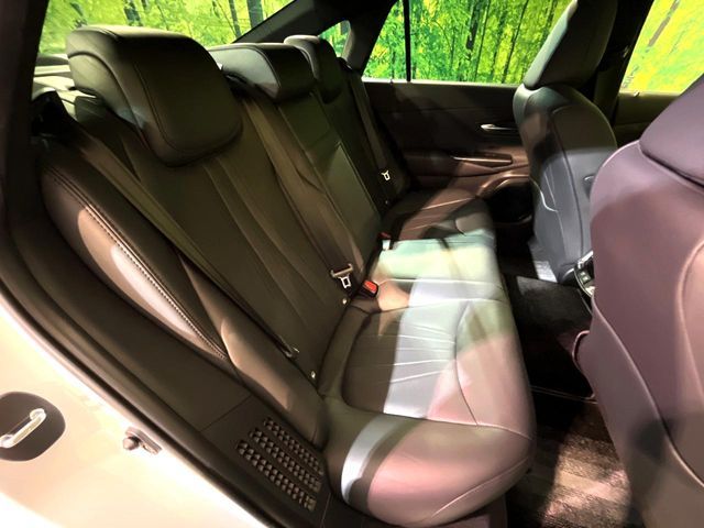 TOYOTA CROWN SEDAN HYBRID 2021 Image 31