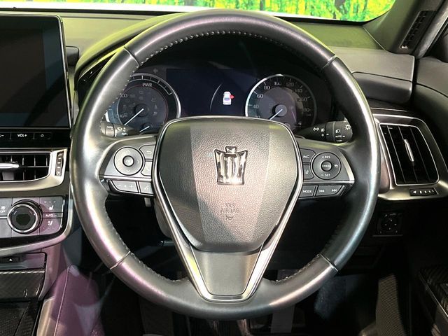 TOYOTA CROWN SEDAN HYBRID 2021 Image 31