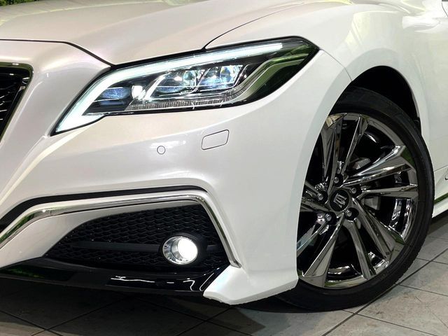 TOYOTA CROWN SEDAN HYBRID 2021 Image 31