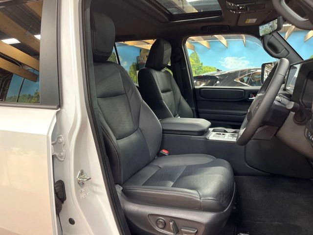 TOYOTA LANDCRUISER 250 2024 Image 31