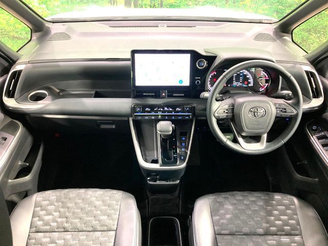 TOYOTA VOXY 2023 Image 31