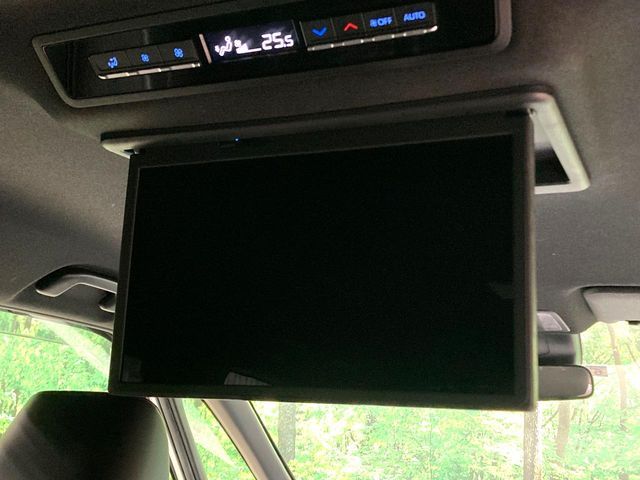 TOYOTA VOXY 2023 Image 31