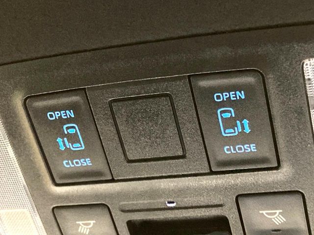 TOYOTA VOXY 2023 Image 31