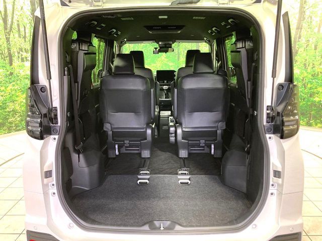 TOYOTA VOXY 2023 Image 31