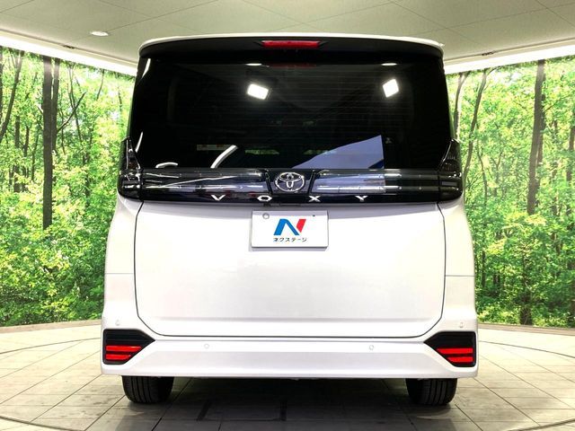 TOYOTA VOXY 2023 Image 31