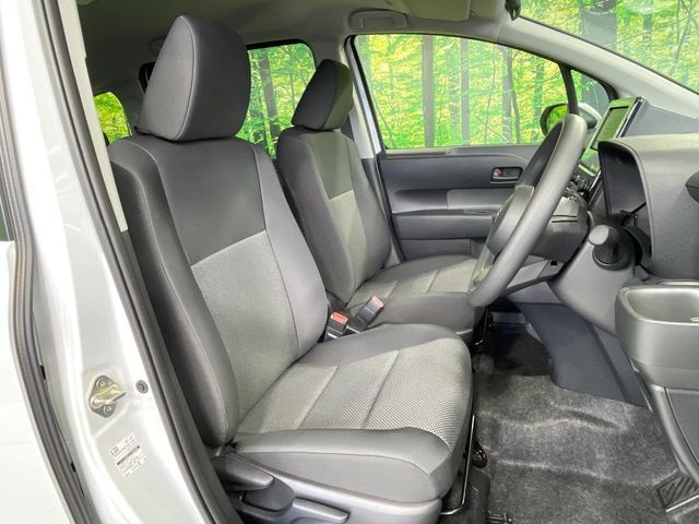 TOYOTA SIENTA HYBRID 2025 Image 31