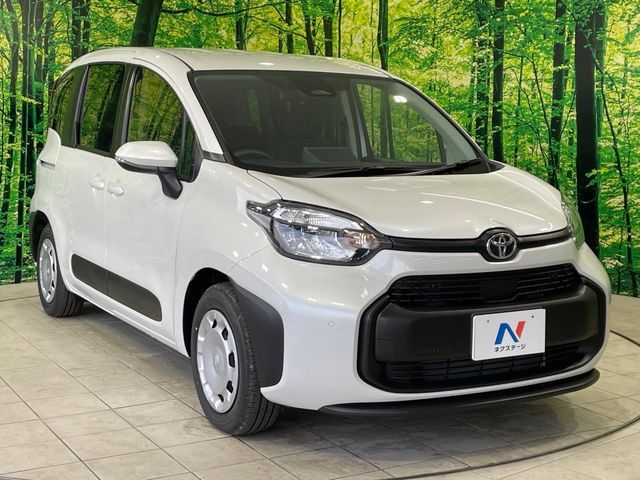 TOYOTA SIENTA HYBRID 2025 Image 31