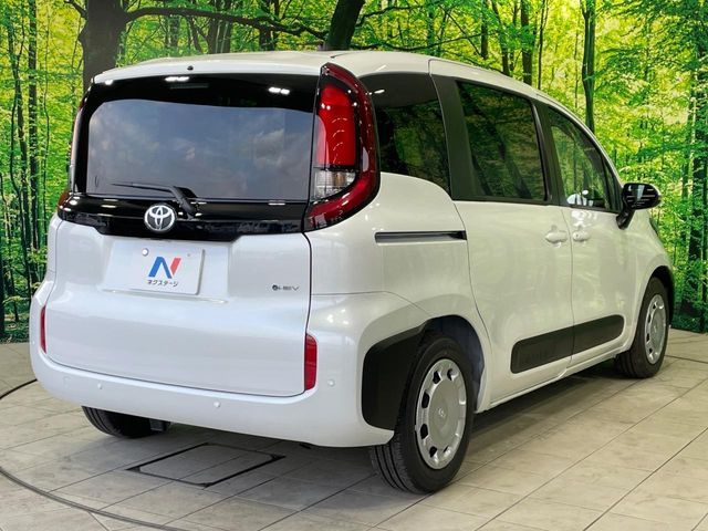TOYOTA SIENTA HYBRID 2025 Image 31