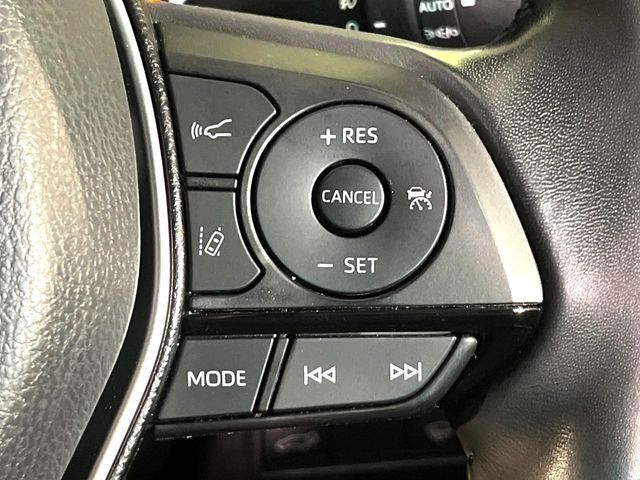 TOYOTA HARRIER 4WD 2021 Image 31