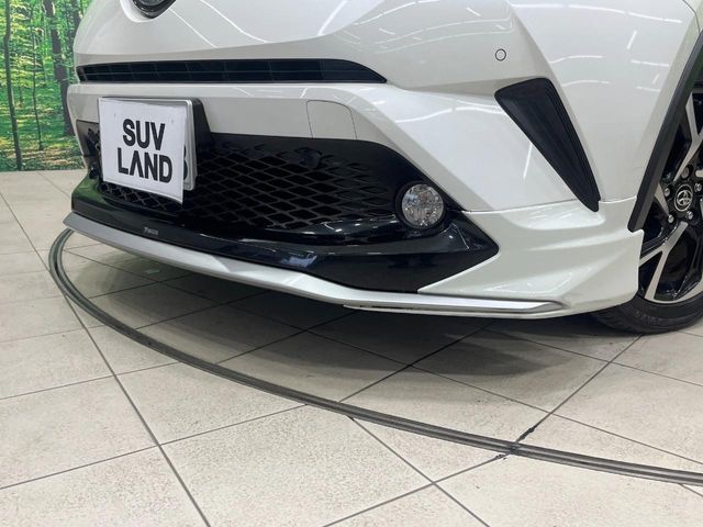 TOYOTA C-HR 2017 Image 31