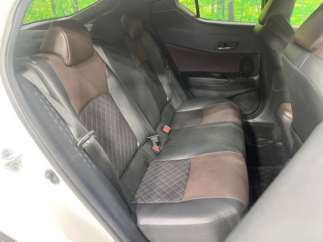 TOYOTA C-HR 2017 Image 31