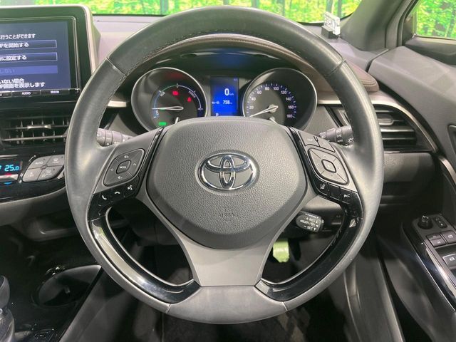 TOYOTA C-HR 2017 Image 31