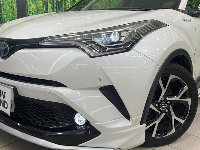 TOYOTA C-HR 2017 Image 31