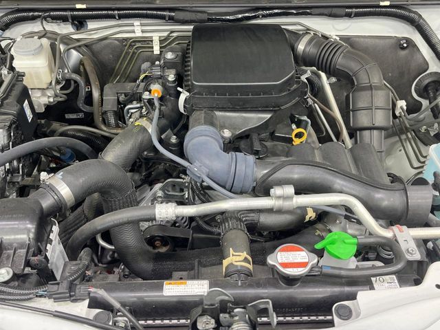 SUZUKI JIMNY 4WD 2023 Image 31