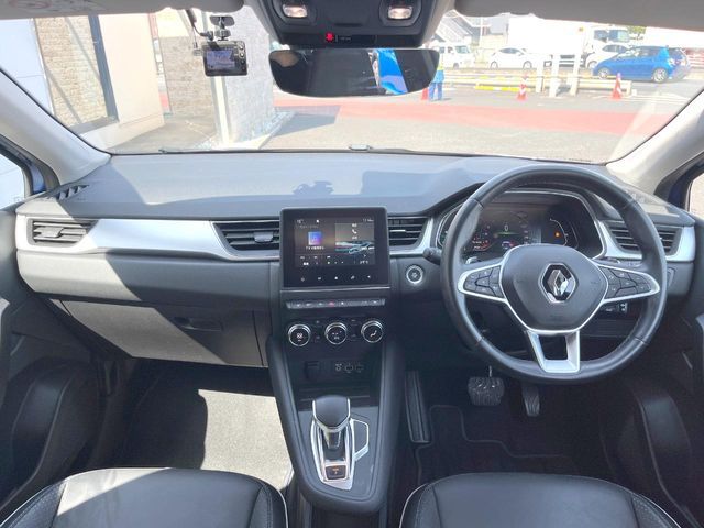 RENAULT CAPTUR 2022 Image 31