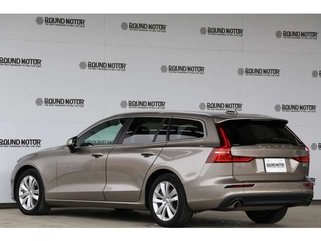 VOLVO V60 2020 Image 31
