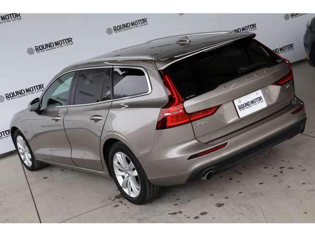 VOLVO V60 2020 Image 31