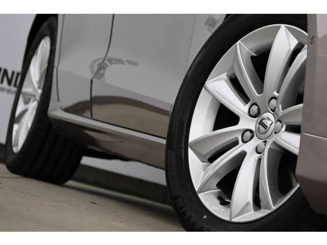 VOLVO V60 2020 Image 31