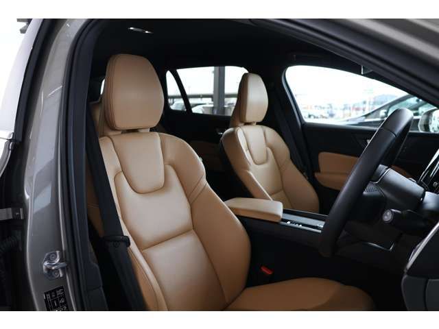 VOLVO V60 2020 Image 31