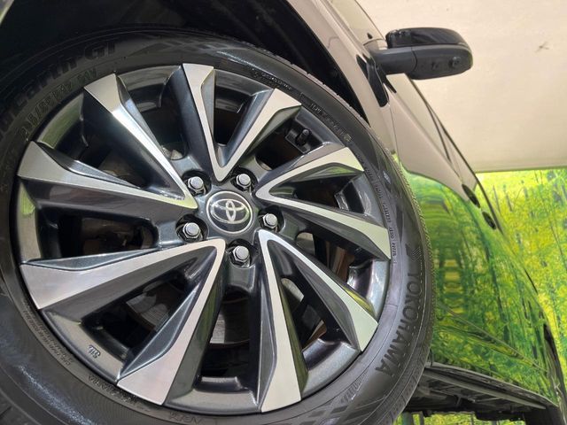 TOYOTA VOXY HYBRID 2022 Image 31