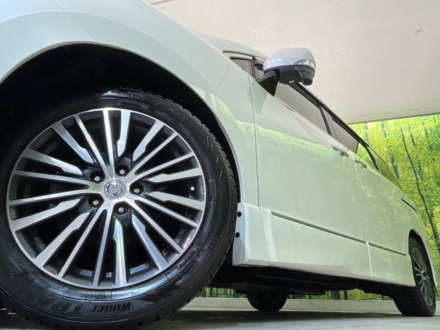 NISSAN ELGRAND 2017 Image 31