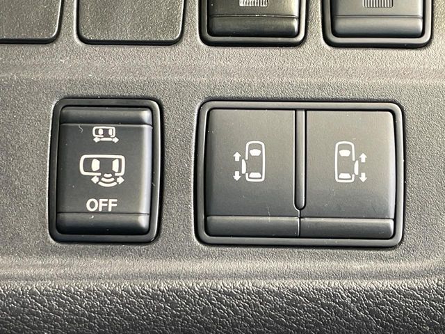 NISSAN SERENA  S-HYBRID 2018 Image 31