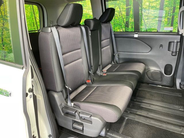 NISSAN SERENA  S-HYBRID 2018 Image 31