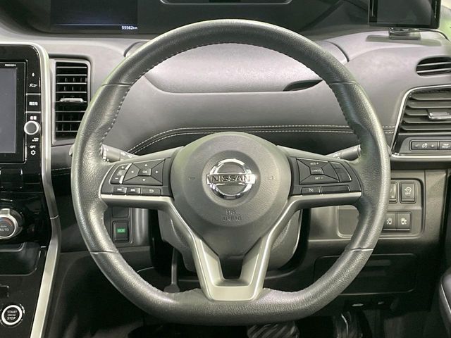 NISSAN SERENA  S-HYBRID 2018 Image 31