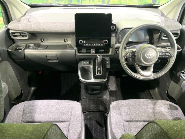 TOYOTA SIENTA HYBRID 2025 Image 31