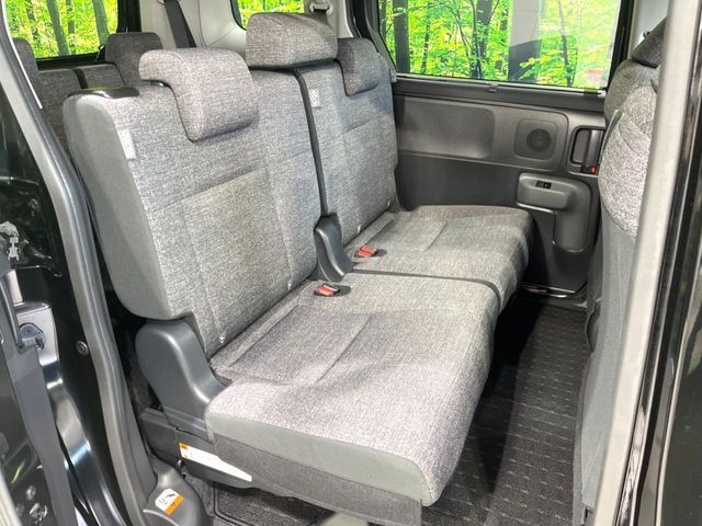 TOYOTA SIENTA HYBRID 2025 Image 31