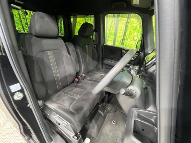 HONDA N BOX CUSTOM 2021 Image 31