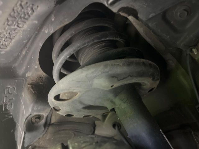 TOYOTA VOXY 2015 Image 31