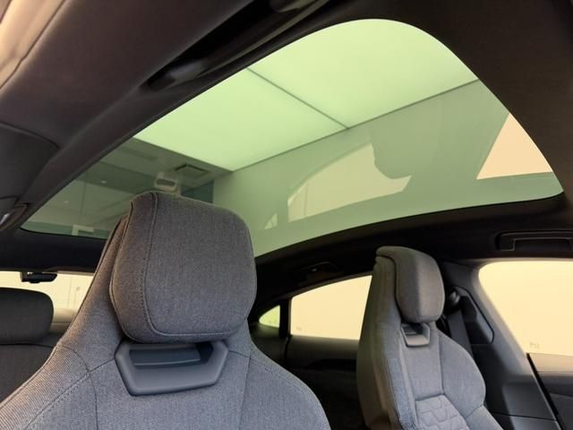 AUDI E-TRON GT 2022 Image 31